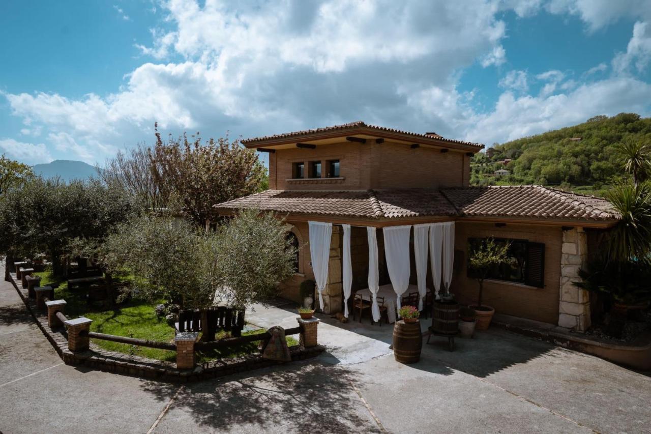 Agriturismo A Casa Di Susanna Santo Stefano del Sole Exterior photo