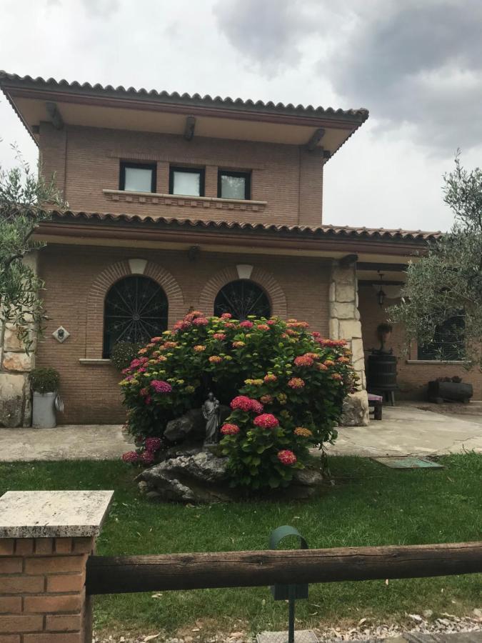 Agriturismo A Casa Di Susanna Santo Stefano del Sole Exterior photo